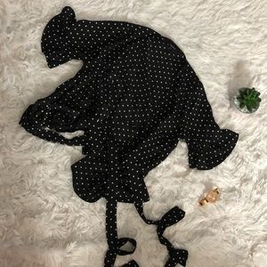 FOREVER 21 NWOT Black white polka dot top